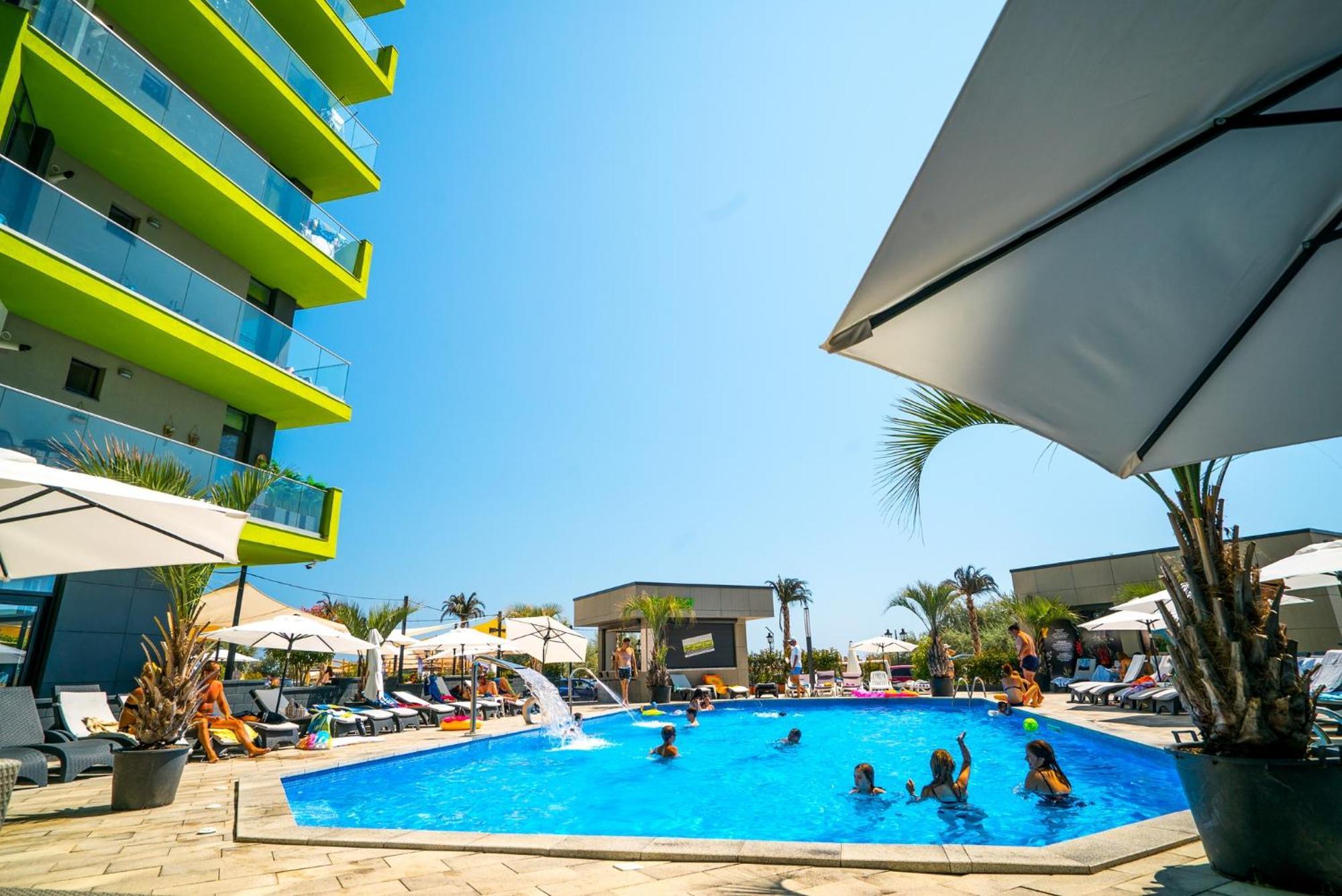Purple Onyx - Pool & Spa Beach Resort Năvodari Exterior foto